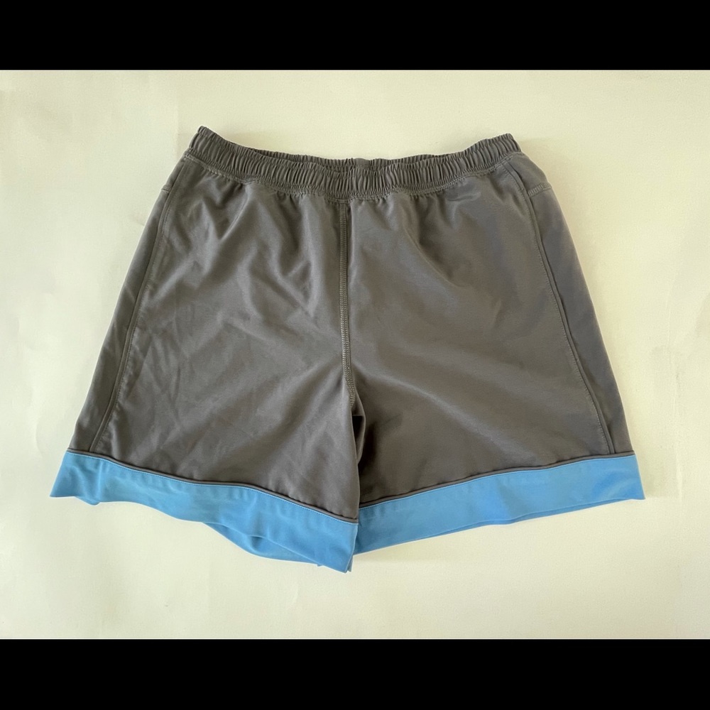 Ivivva shorts. SH12-11.